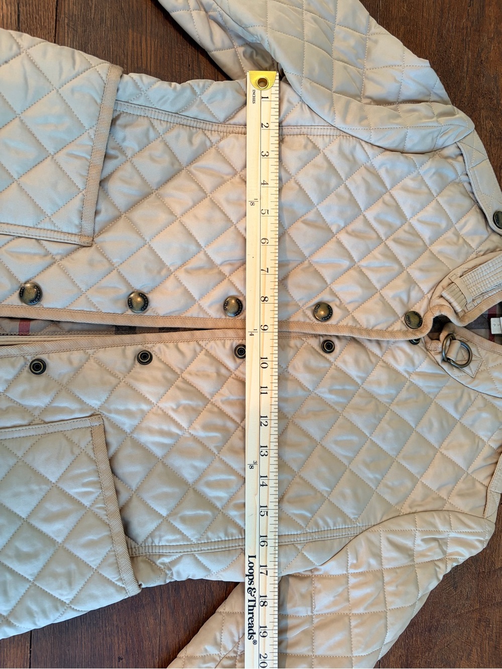 Burberry Brit Quilted Tan Jacket Small. Like new. Classic/Old Money/NonSmoking - Picture 9 of 9